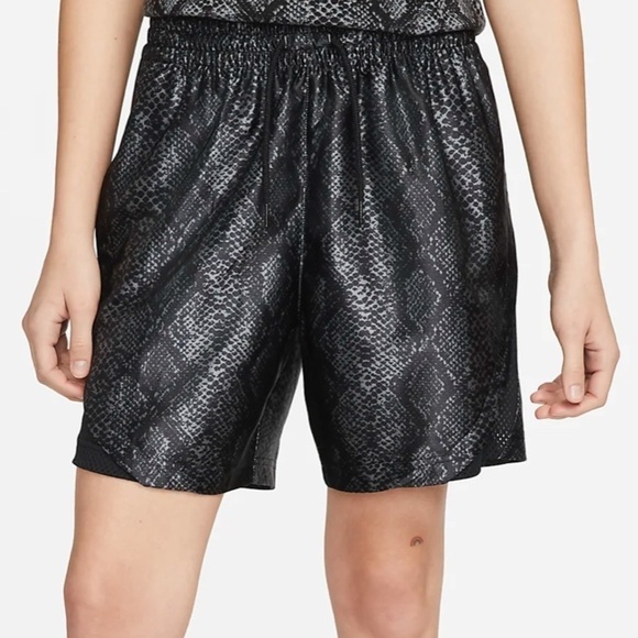 NWT Nike Dri-Fit Rebel Fly Basketball Shorts in Grey/Black - Picture 6 of 11